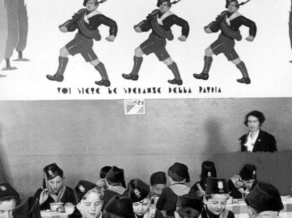 G. Gabrielli,"Insegnare il razzismo.  Docenti e presidi di fronte al razzismo di Stato fascista"